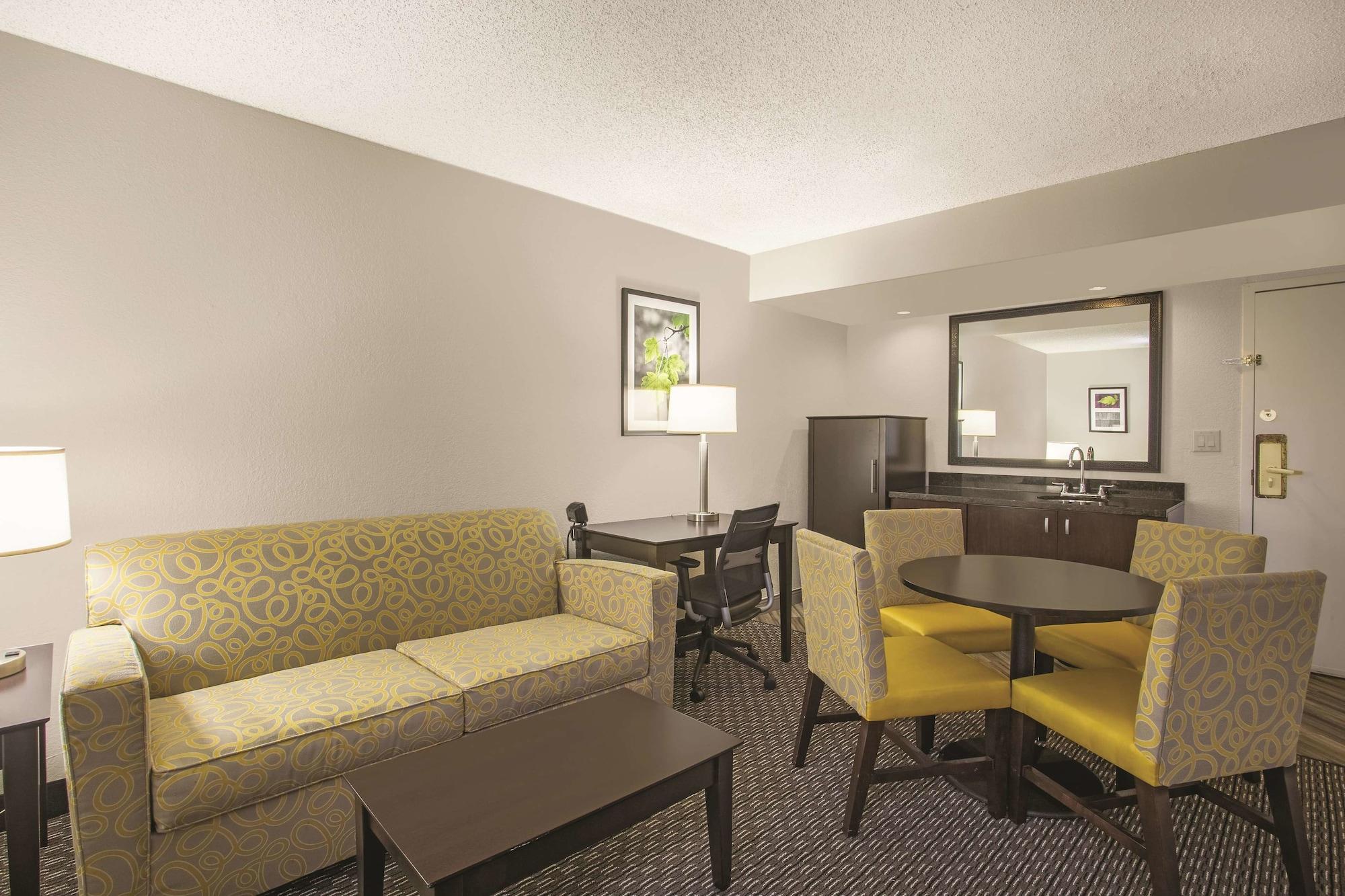 La Quinta By Wyndham Fort Lauderdale Tamarac Exterior photo