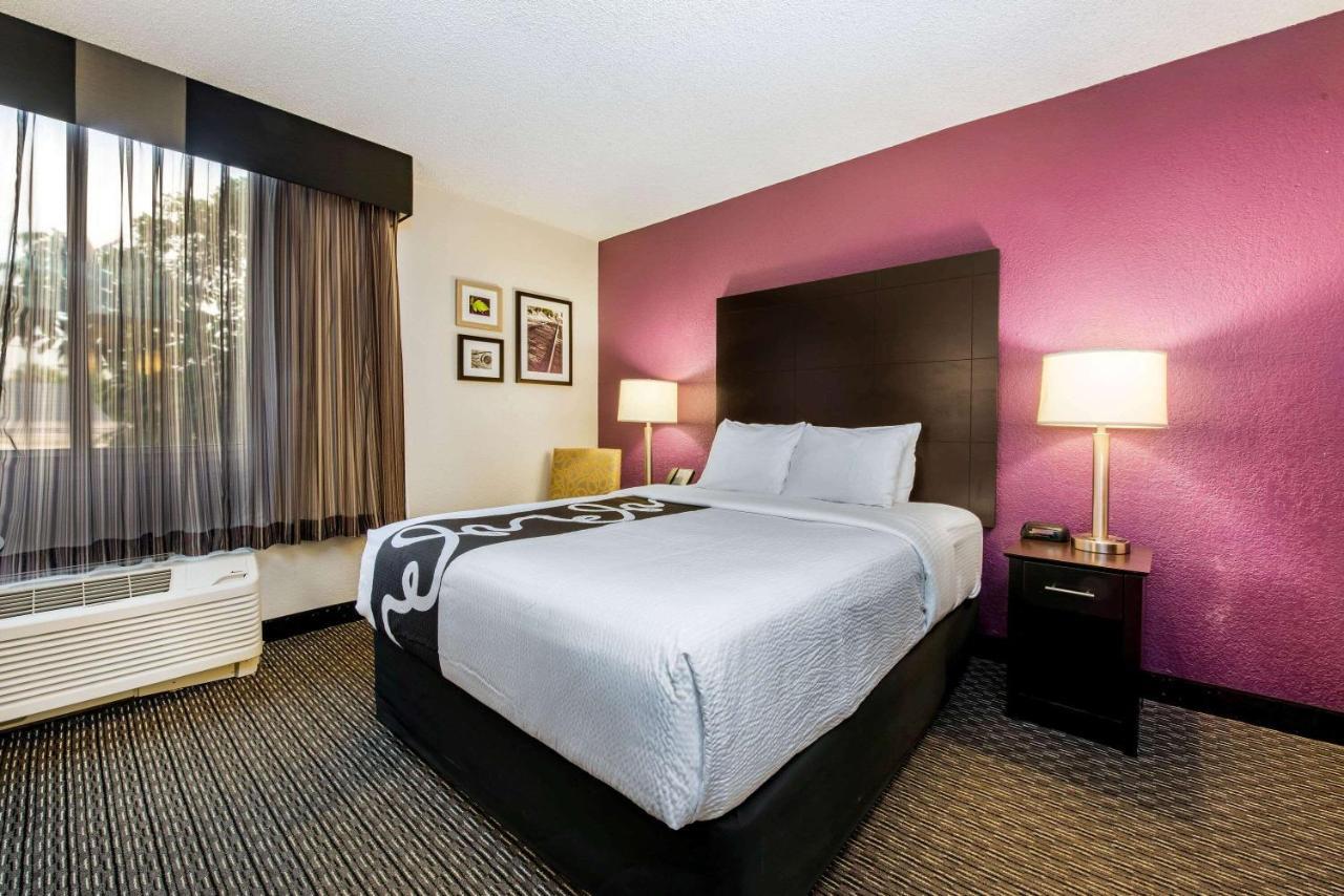 La Quinta By Wyndham Fort Lauderdale Tamarac Exterior photo